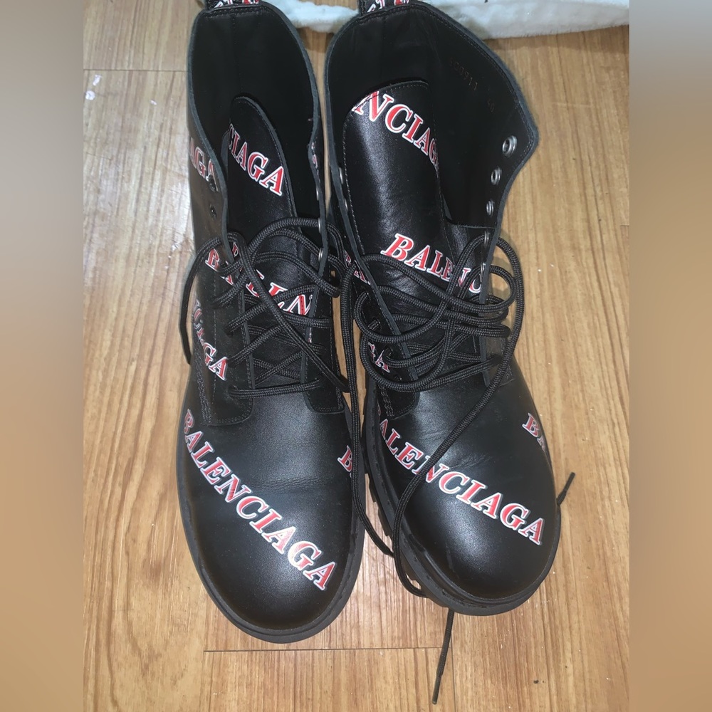 Worn a lot . Still great condition . the front of the shoe has a crease in it